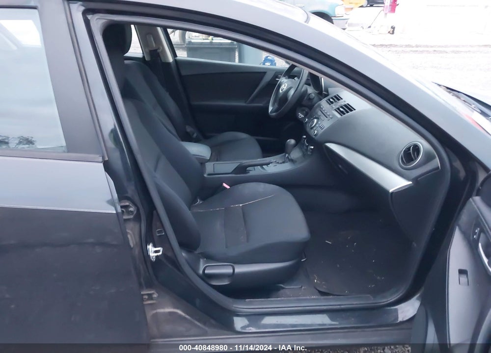 2012 MAZDA 3 I SPORT VIN: JM1BL1UF8C1580584