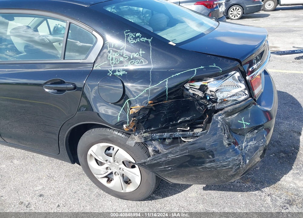 2015 HONDA CIVIC LX VIN: 19XFB2F50FE057124