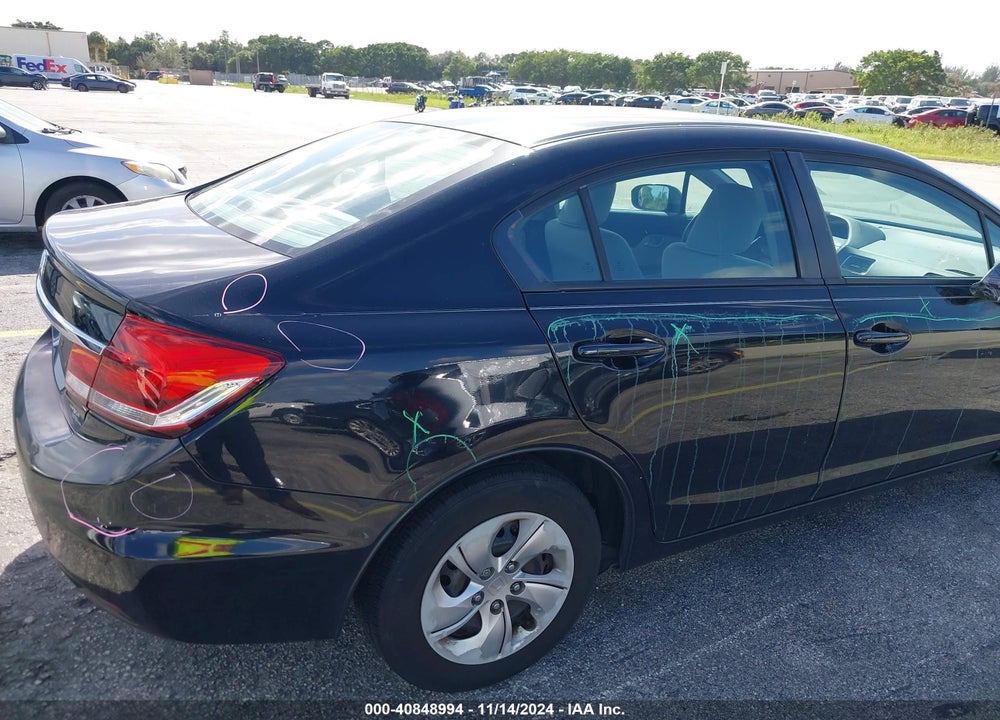 2015 HONDA CIVIC LX VIN: 19XFB2F50FE057124