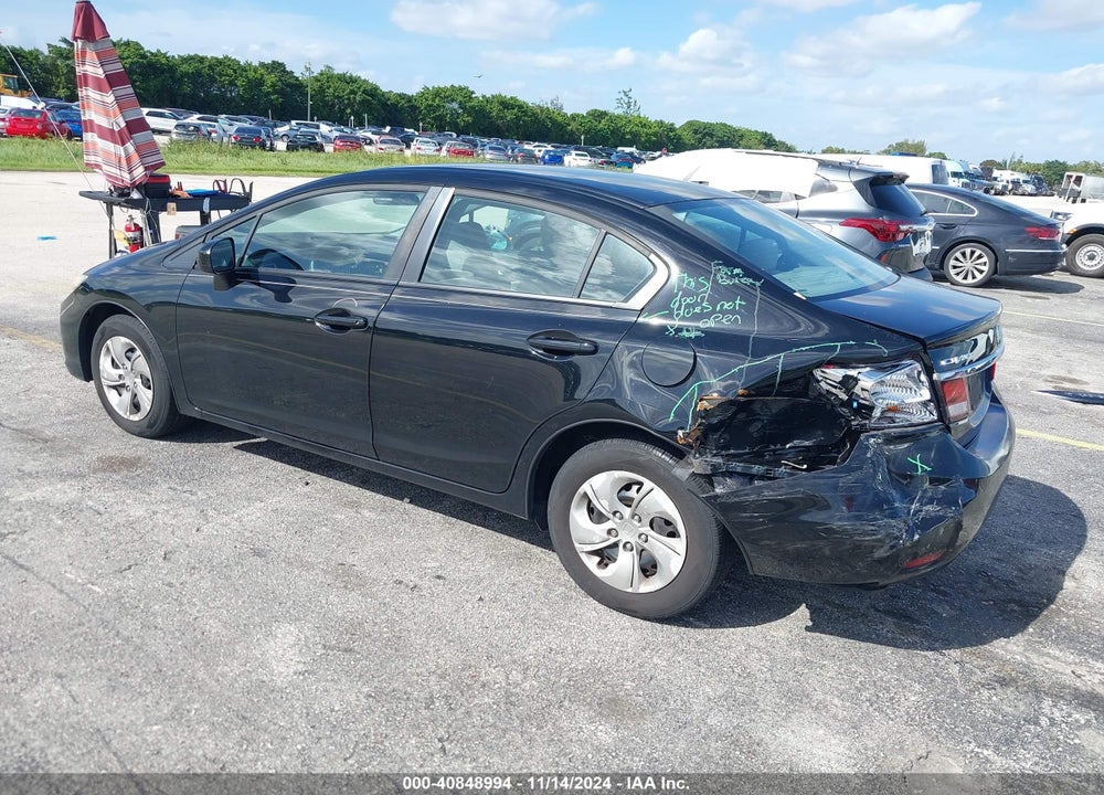 2015 HONDA CIVIC LX VIN: 19XFB2F50FE057124