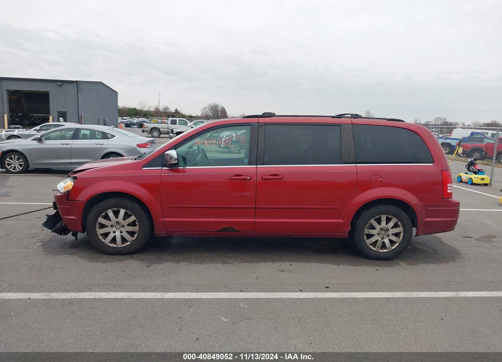 2008 CHRYSLER TOWN & COUNTRY TOURING VIN: 2A8HR54P68R685001