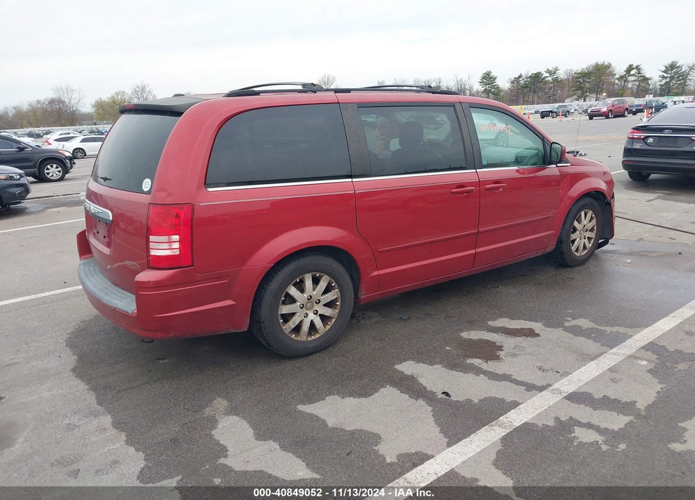 2008 CHRYSLER TOWN & COUNTRY TOURING VIN: 2A8HR54P68R685001