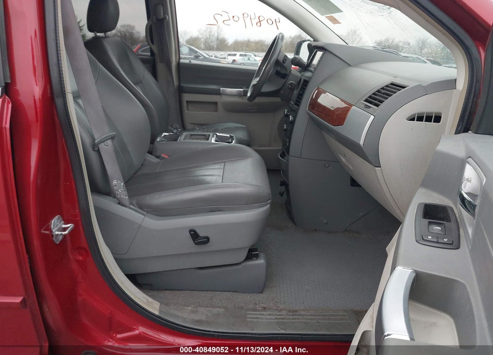 2008 CHRYSLER TOWN & COUNTRY TOURING VIN: 2A8HR54P68R685001