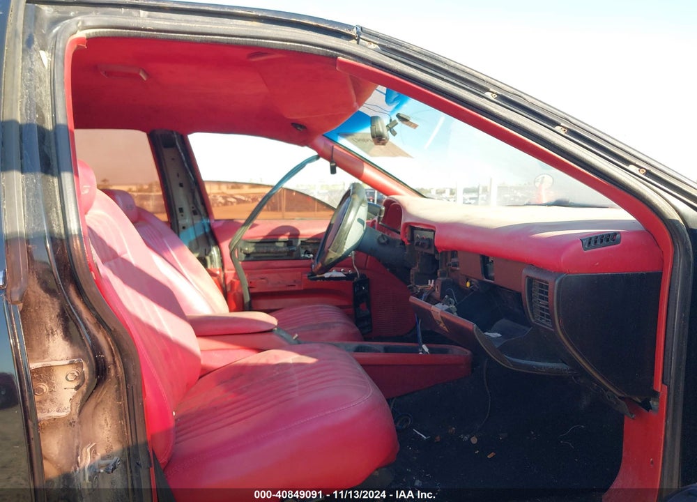 1994 CHEVROLET CAPRICE CLASSIC LS VIN: 1G1BN52PXRR153486