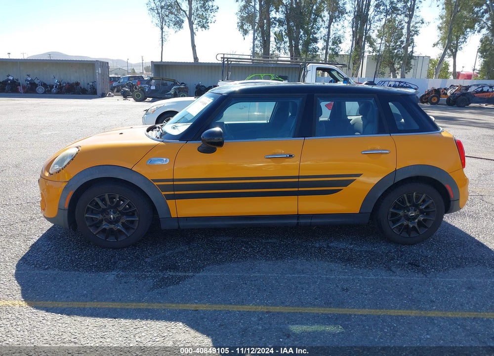 2017 MINI HARDTOP COOPER S VIN: WMWXU3C58H2D33056