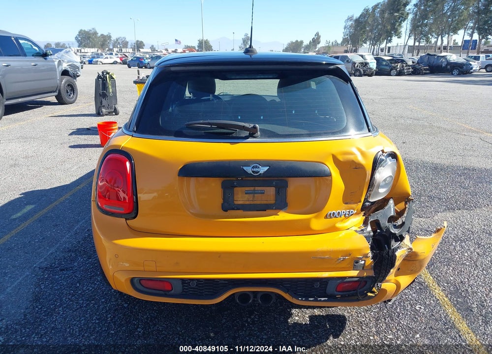 2017 MINI HARDTOP COOPER S VIN: WMWXU3C58H2D33056