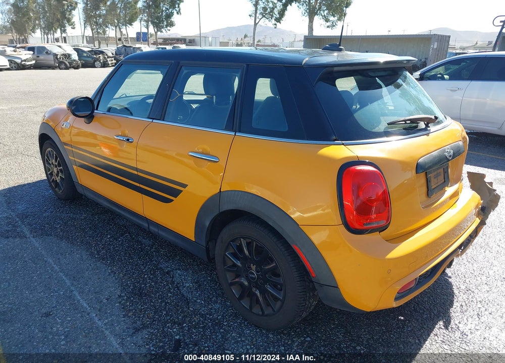 2017 MINI HARDTOP COOPER S VIN: WMWXU3C58H2D33056