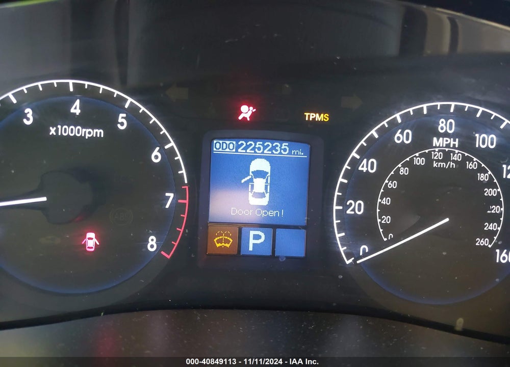 2011 HYUNDAI GENESIS 3.8 VIN: KMHGC4DE4BU122709