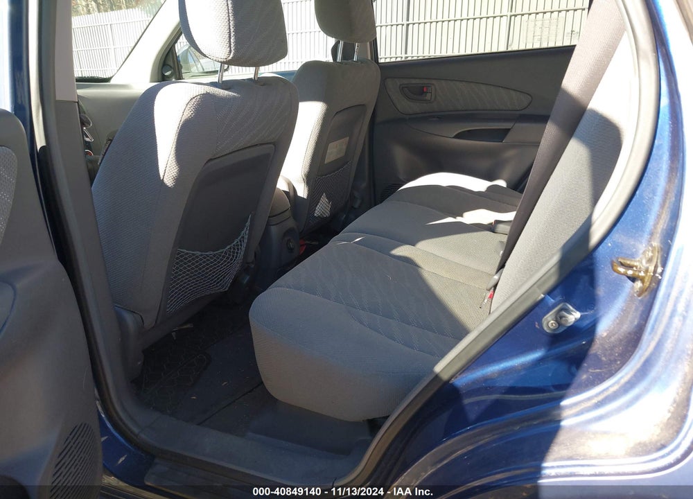 2005 HYUNDAI TUCSON GL VIN: KM8JM12B35U189350