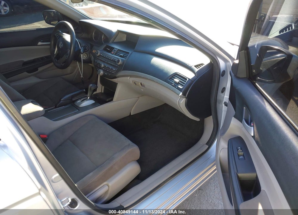 2012 HONDA ACCORD 2.4 LX-P VIN: 1HGCP2F43CA072499