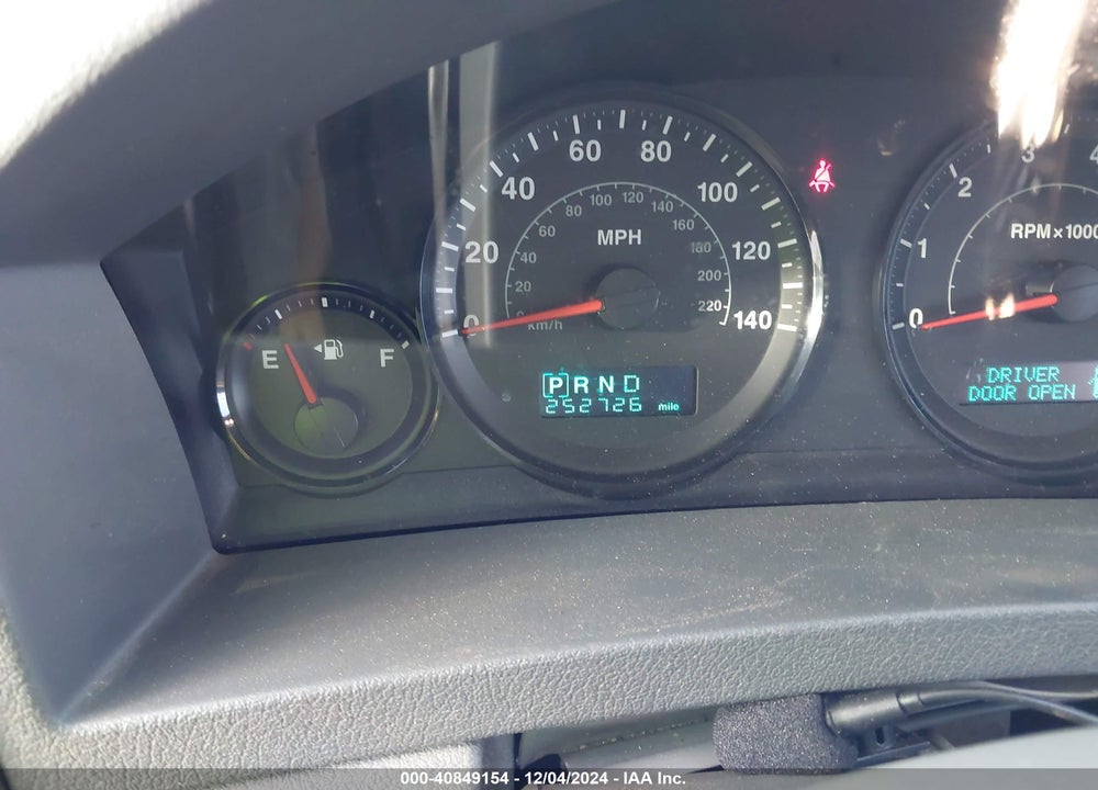 2005 JEEP GRAND CHEROKEE LAREDO VIN: 1J4HR48N65C709094