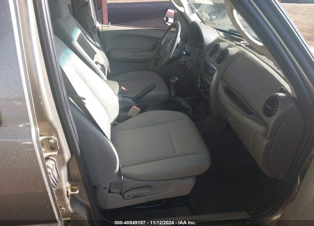 2005 JEEP LIBERTY RENEGADE VIN: 1J4GL38K05W593869
