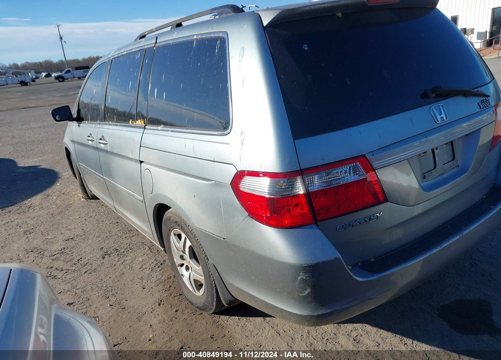 2006 HONDA ODYSSEY EX-L VIN: 5FNRL38736B005849