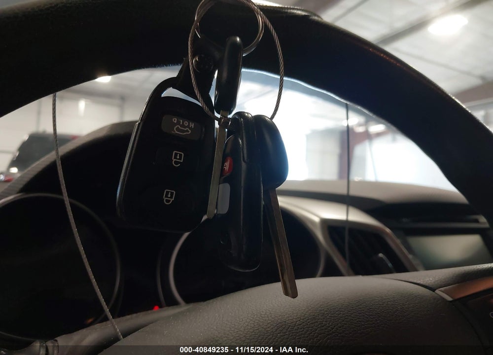2013 HYUNDAI VELOSTER BASE W/GRAY VIN: KMHTC6AD4DU145898
