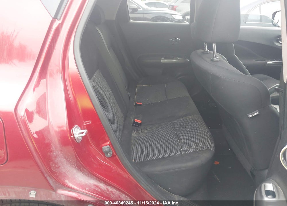 2015 NISSAN JUKE S VIN: JN8AF5MV2FT565030