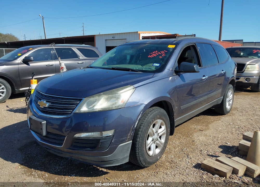 2014 CHEVROLET TRAVERSE LS VIN: 1GNKRFED2EJ206152