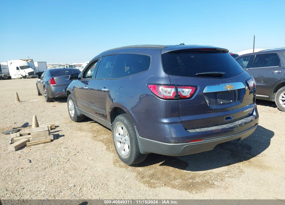 2014 CHEVROLET TRAVERSE LS VIN: 1GNKRFED2EJ206152