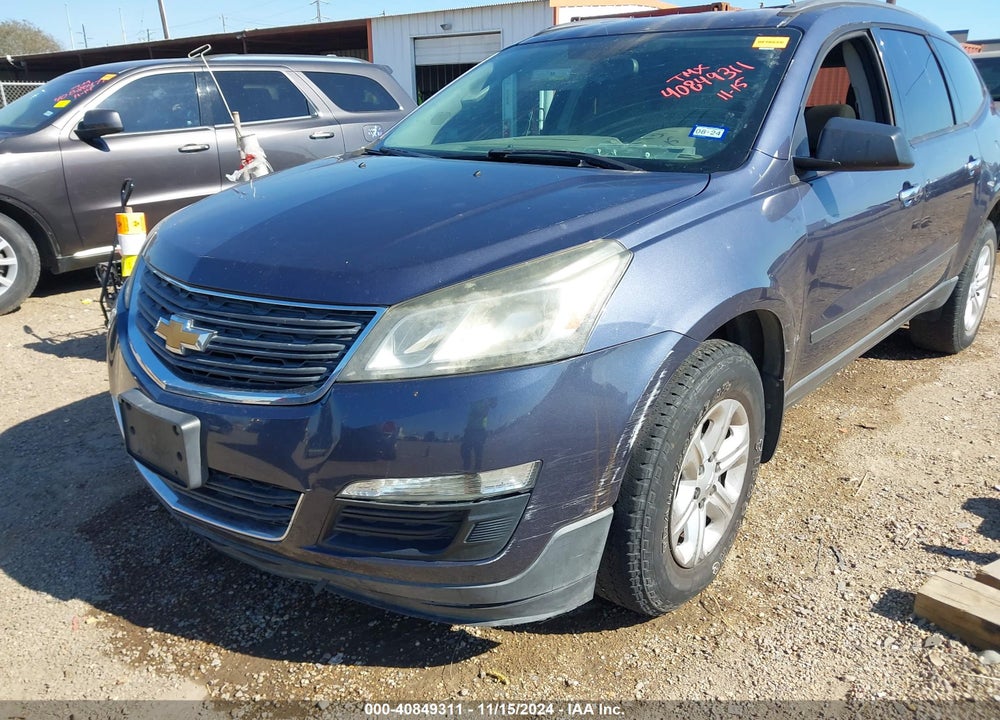 2014 CHEVROLET TRAVERSE LS VIN: 1GNKRFED2EJ206152