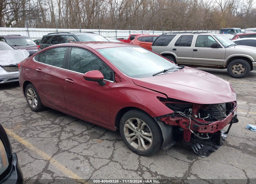 2019 CHEVROLET CRUZE LT VIN: 1G1BE5SM4K7141874