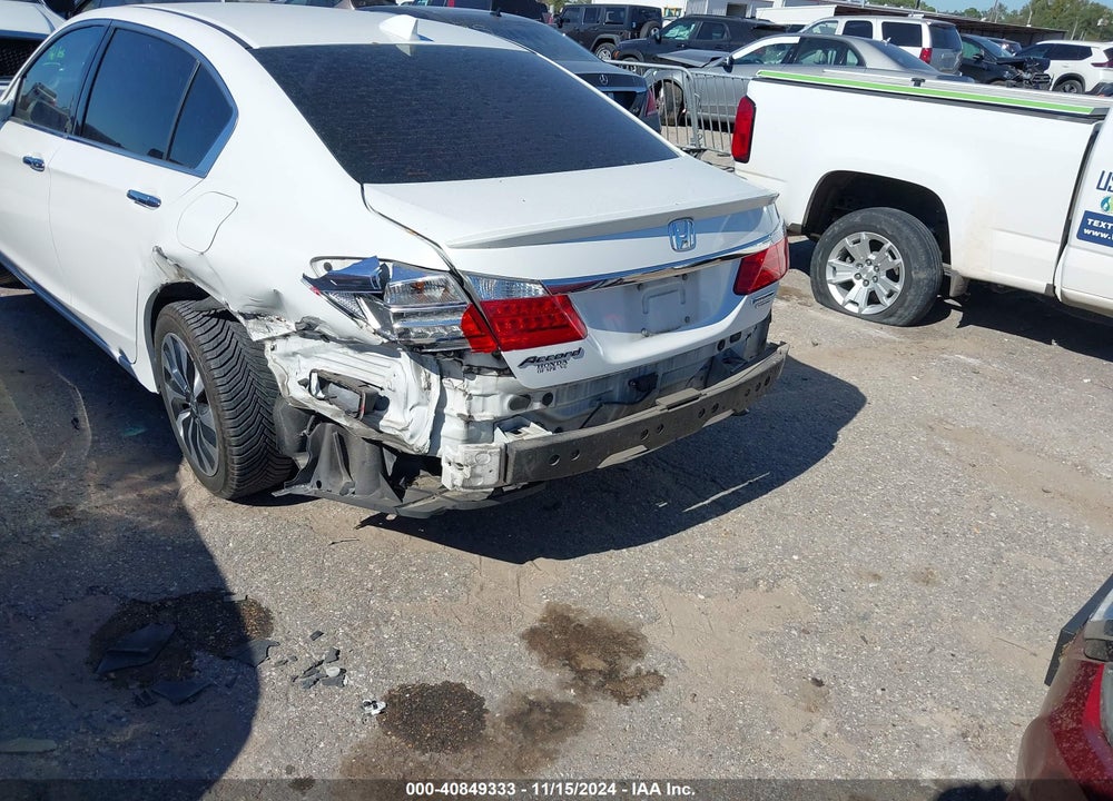 2015 HONDA ACCORD HYBRID VIN: 1HGCR6F79FA011934