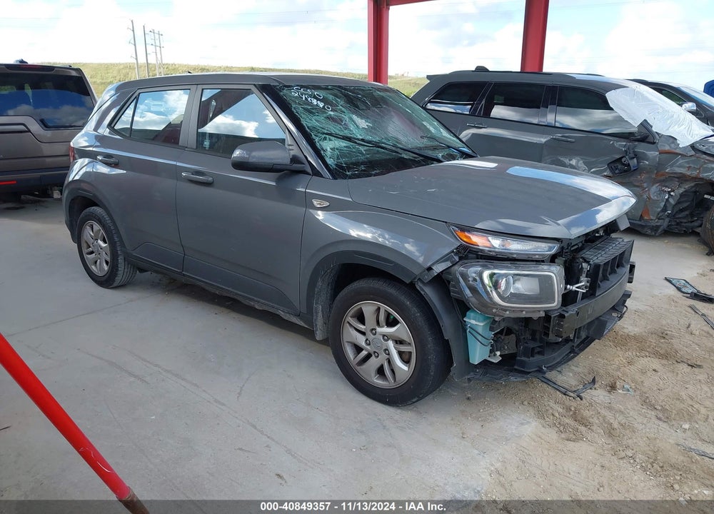 2021 HYUNDAI VENUE SE VIN: KMHRB8A33MU079053