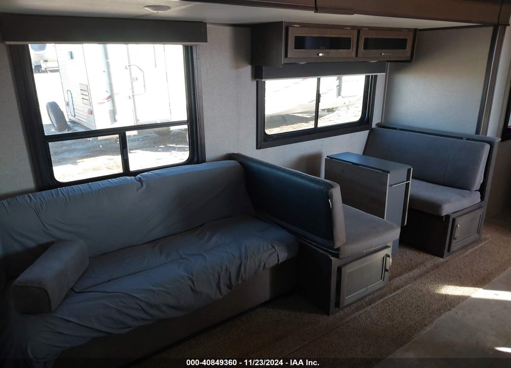 2020 JAYCO JAY FLIGHT TRAVEL TRAILER VIN: 1UJBJ0BP4L17W0429