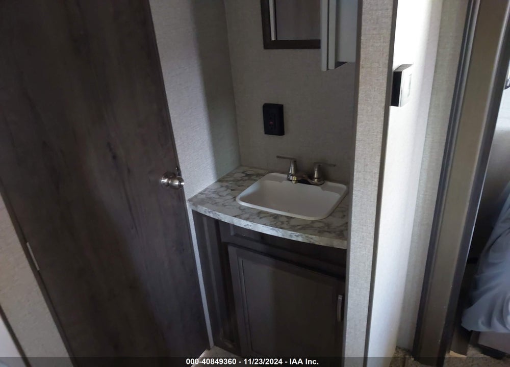 2020 JAYCO JAY FLIGHT TRAVEL TRAILER VIN: 1UJBJ0BP4L17W0429