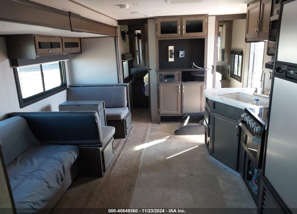 2020 JAYCO JAY FLIGHT TRAVEL TRAILER VIN: 1UJBJ0BP4L17W0429