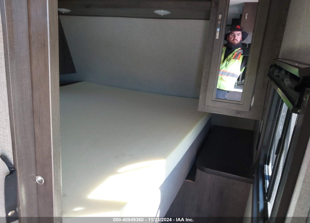 2020 JAYCO JAY FLIGHT TRAVEL TRAILER VIN: 1UJBJ0BP4L17W0429