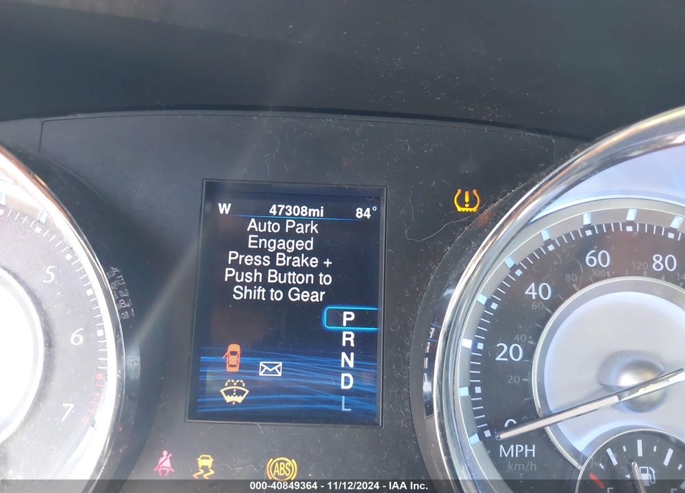 2014 CHRYSLER 300 UPTOWN EDITION VIN: 2C3CCAAG3EH327716