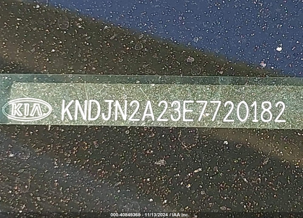 2014 KIA SOUL VIN: KNDJN2A23E7720182