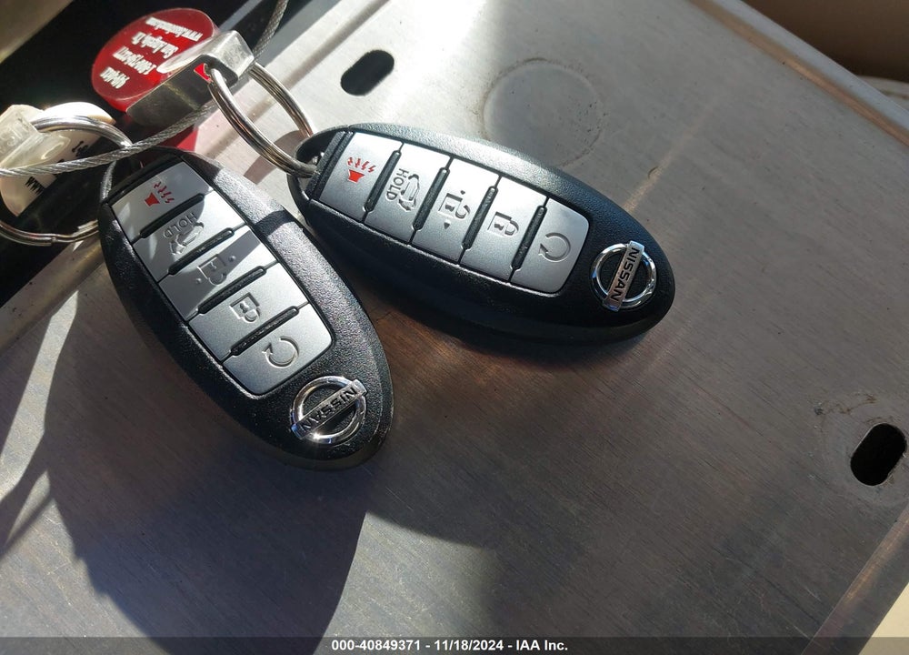 2013 NISSAN PATHFINDER PLATINUM VIN: 5N1AR2MN2DC642361