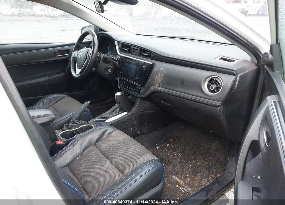 2017 TOYOTA COROLLA SE VIN: 5YFBURHE0HP653785