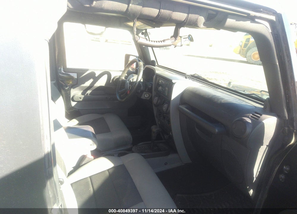 2009 JEEP WRANGLER X VIN: 1J4FA24169L720818