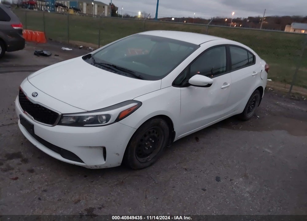 2017 KIA FORTE VIN: 3KPFK4A75HE056476