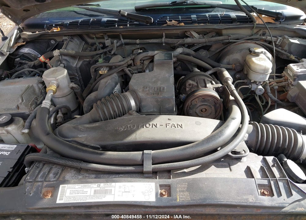 2003 CHEVROLET S-10 LS VIN: 1GCCS19H238119597