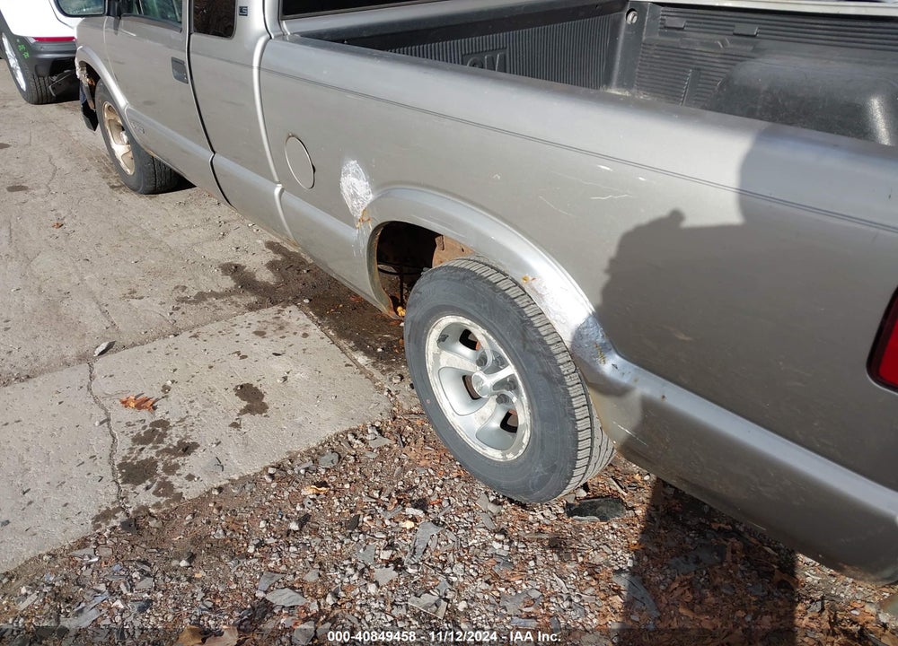 2003 CHEVROLET S-10 LS VIN: 1GCCS19H238119597