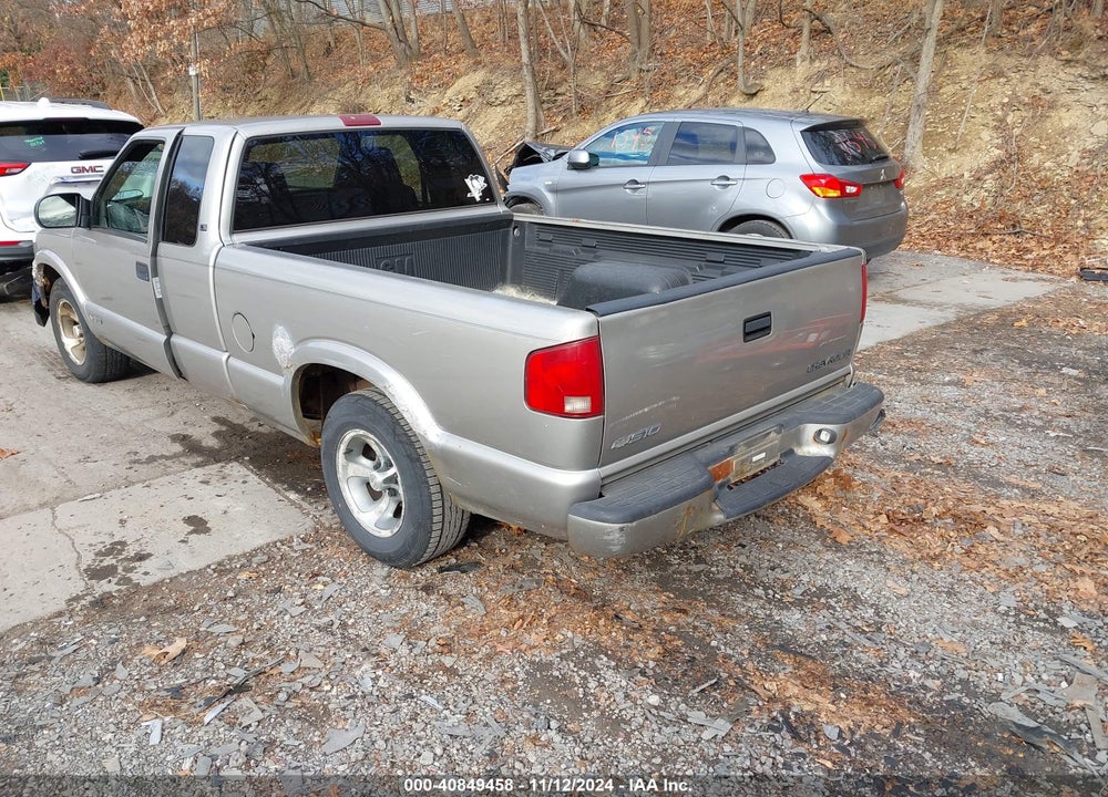2003 CHEVROLET S-10 LS VIN: 1GCCS19H238119597