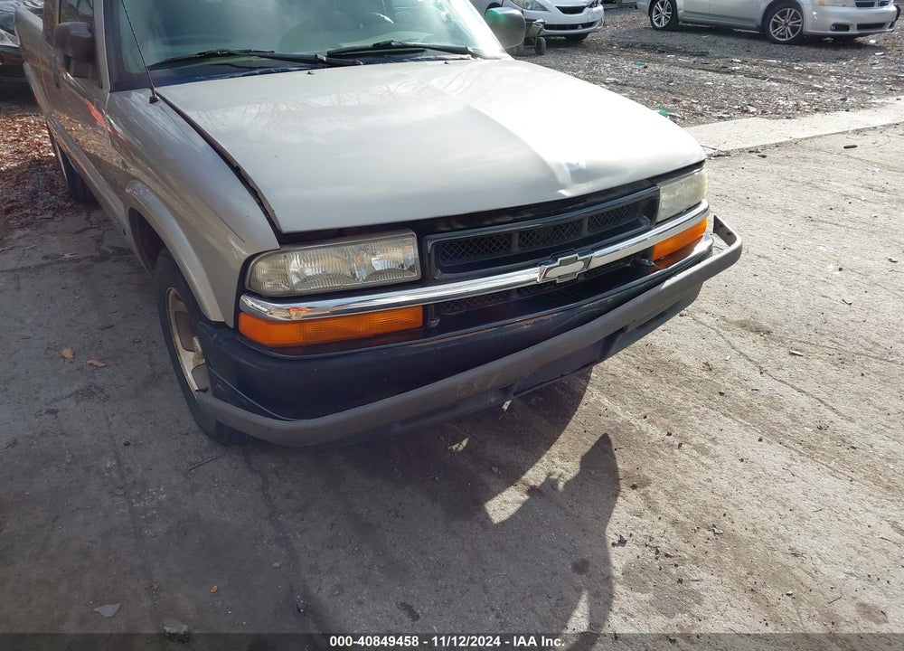 2003 CHEVROLET S-10 LS VIN: 1GCCS19H238119597