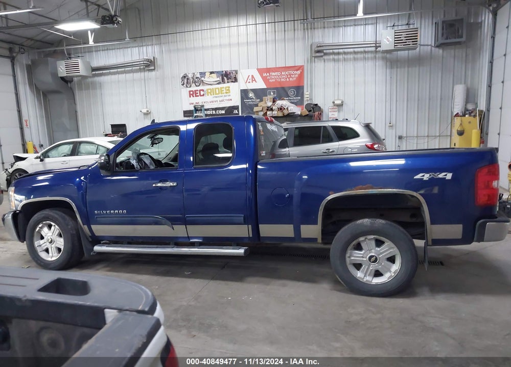 2013 CHEVROLET SILVERADO 1500 LT VIN: 1GCRKSE7XDZ262516