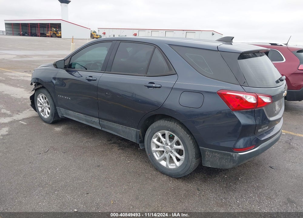 2018 CHEVROLET EQUINOX LS VIN: 3GNAXREV1JL119423