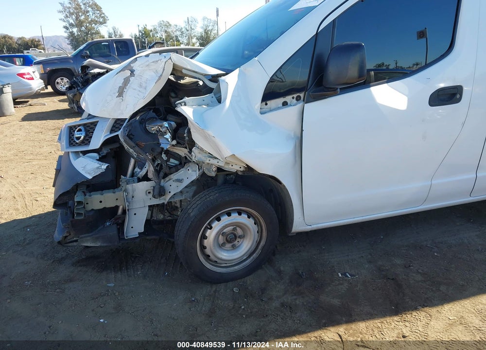 2015 NISSAN NV200 S/SV VIN: 3N6CM0KN4FK732818