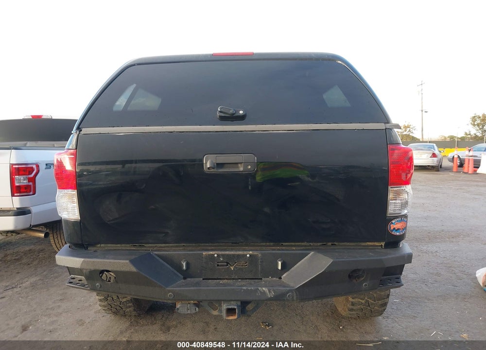 2010 TOYOTA TUNDRA CREWMAX LIMITED VIN: 5TFHY5F19AX095868