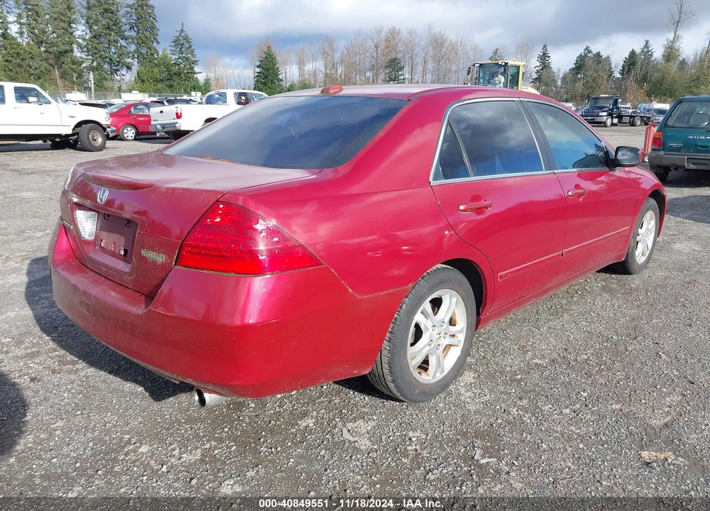 2007 HONDA ACCORD 2.4 EX VIN: 1HGCM567X7A051109
