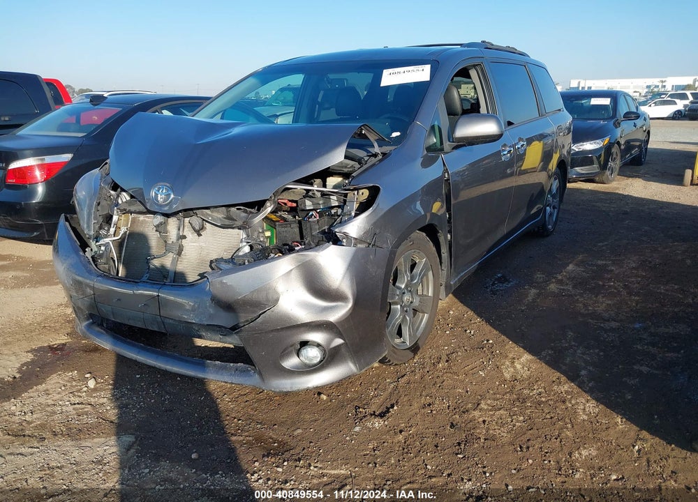 2017 TOYOTA SIENNA SE 8 PASSENGER VIN: 5TDXZ3DC7HS876986