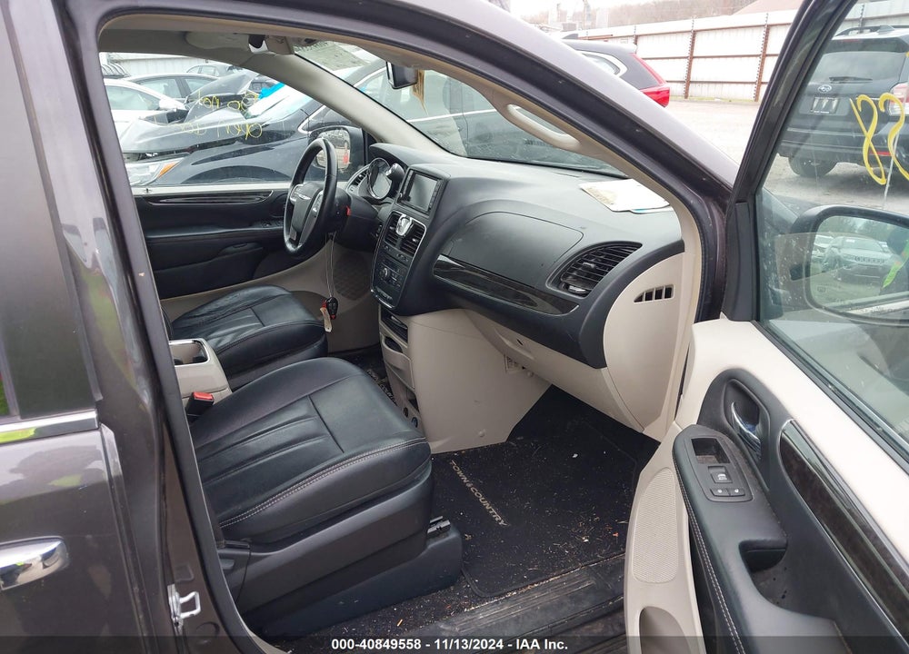 2016 CHRYSLER TOWN & COUNTRY TOURING VIN: 2C4RC1BG8GR121082