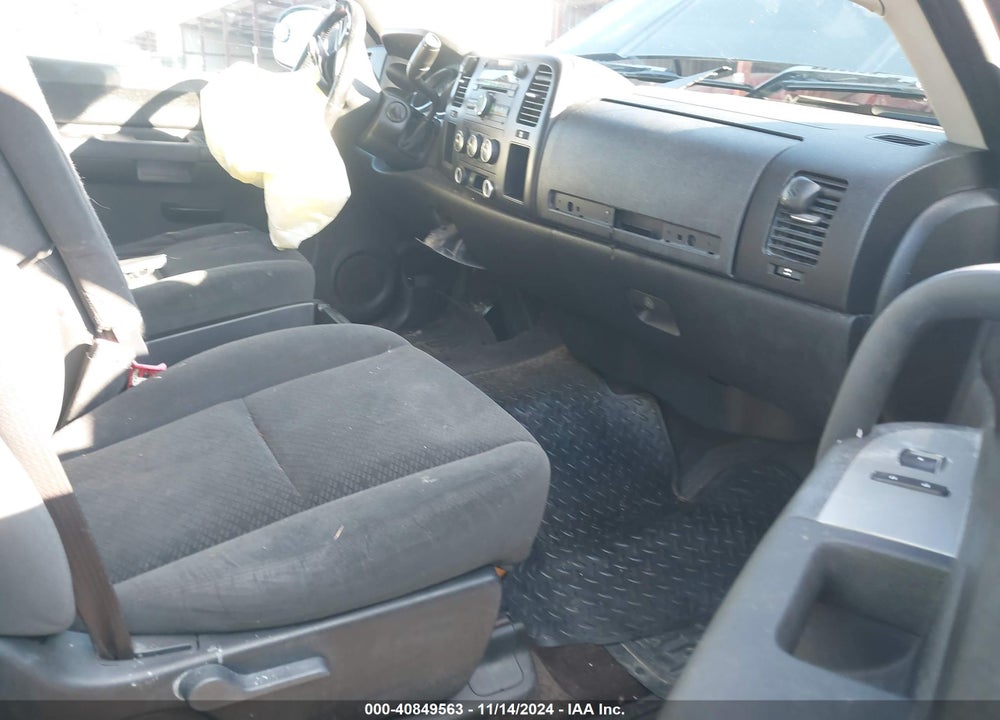 2007 CHEVROLET SILVERADO 1500 LT1 VIN: 2GCEC13C771515097