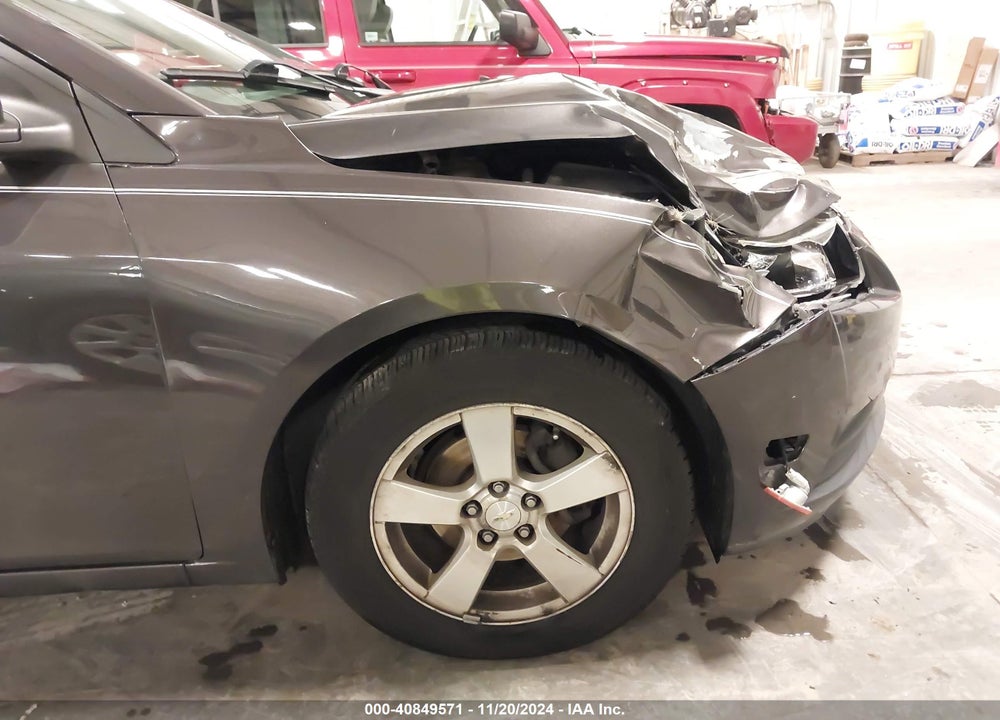 2014 CHEVROLET CRUZE 1LT AUTO VIN: 1G1PC5SB0E7295352