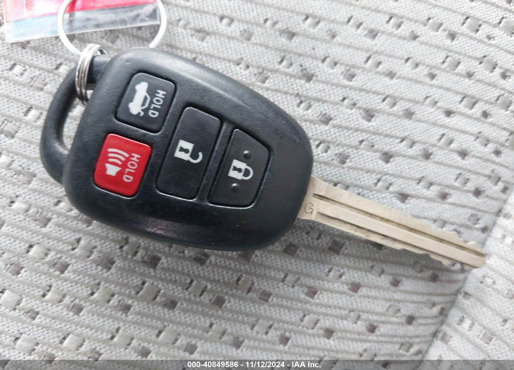 2013 TOYOTA CAMRY LE VIN: 4T4BF1FK7DR305811