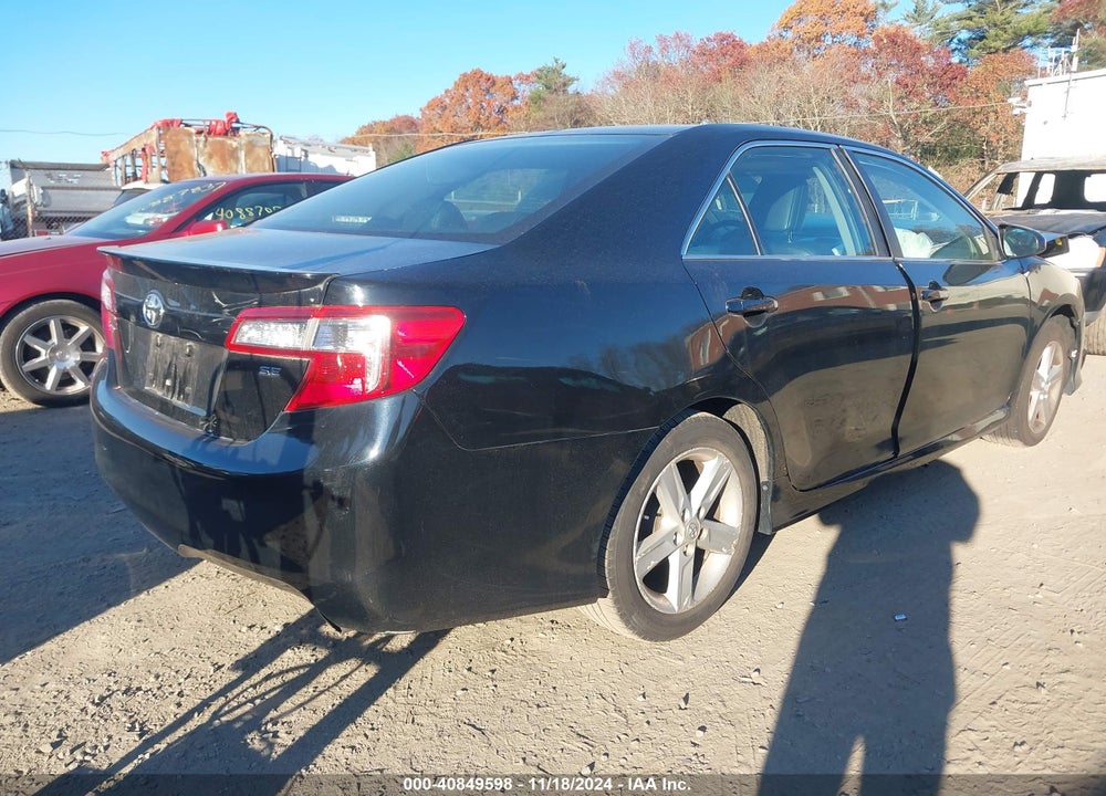 2014 TOYOTA CAMRY SE VIN: 4T1BF1FK1EU836336